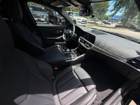 Used 2019 BMW 330i Sedan w/ Convenience Package RWD image 10