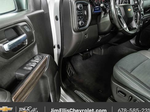 Certified 2021 Chevrolet Silverado 1500 LT AWD/4WD image 7