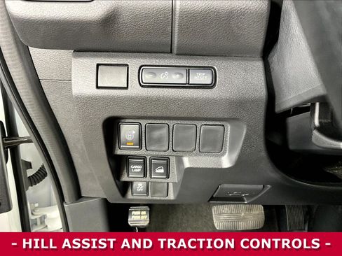 Certified 2025 Nissan Frontier S AWD/4WD image 36