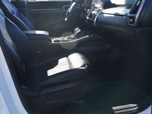 Used 2022 Kia Sorento S w/ Panoramic Sunroof Package image 31