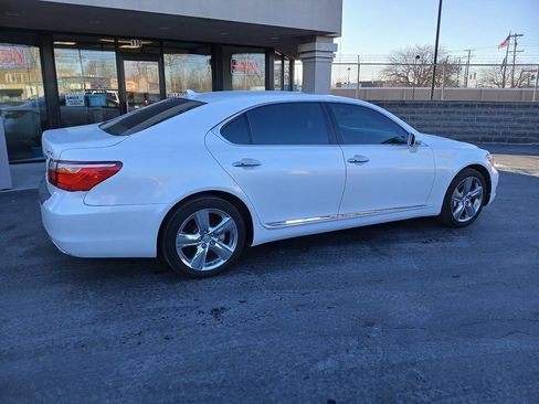 Used 2010 Lexus LS 460 L RWD image 25