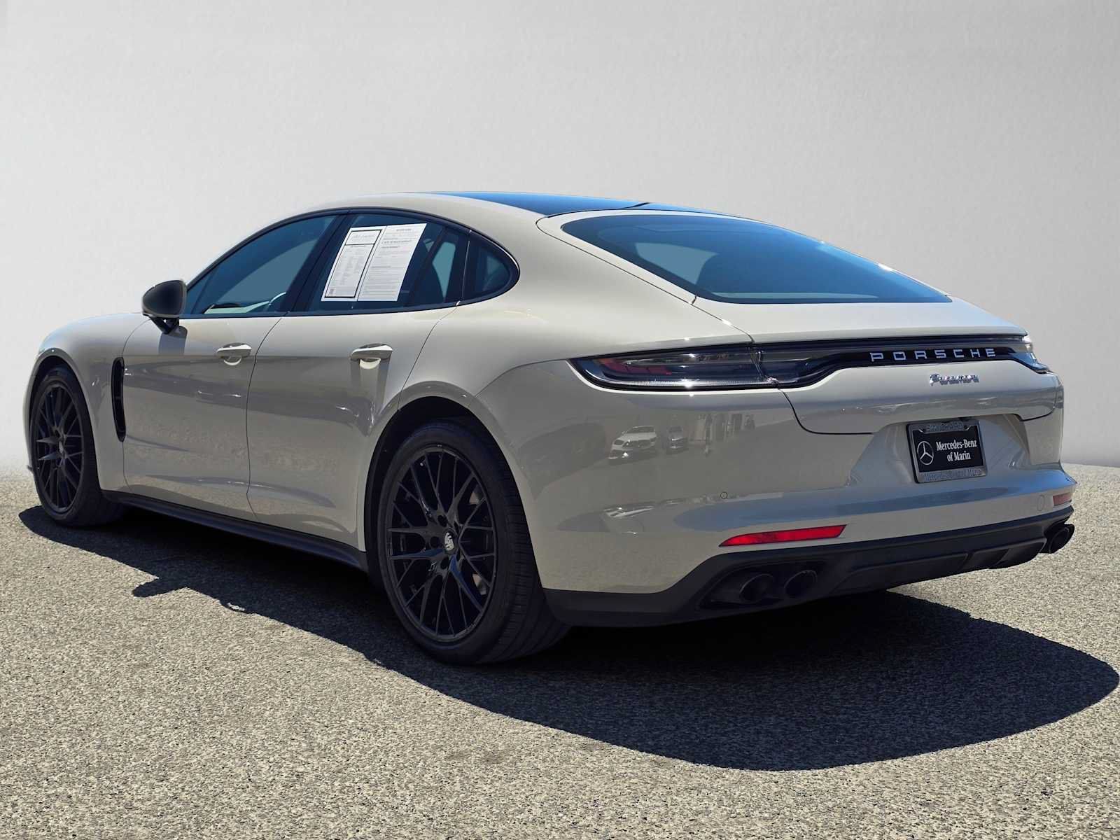 Used 2023 Porsche Panamera RWD image 5