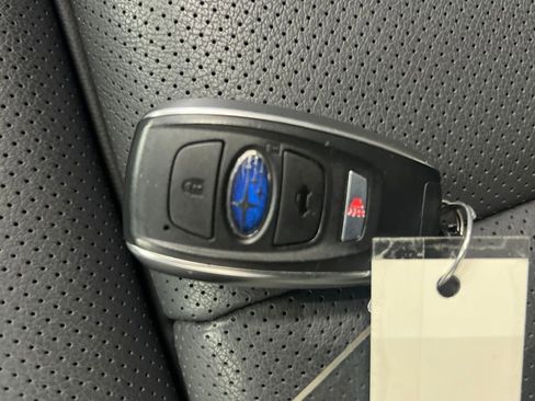 Used 2025 Subaru Outback Limited image 32