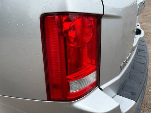 Used 2011 Honda Pilot EX image 12