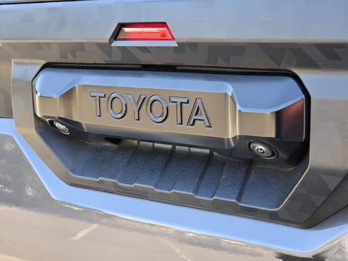 Used 2025 Toyota Tundra TRD Pro AWD/4WD image 33
