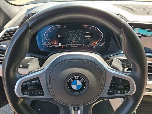 Used 2021 BMW X5 xDrive40i w/ M Sport Package AWD/4WD image 21