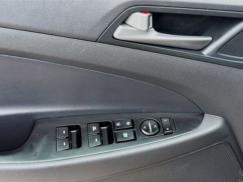 Used 2018 Hyundai Tucson SEL Plus FWD image 22