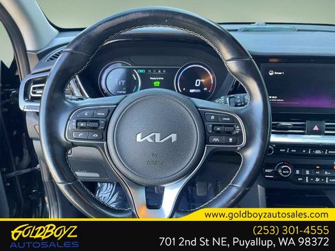 Used 2022 Kia Niro EX FWD image 31
