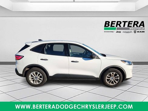 Used 2021 Ford Escape S image 7