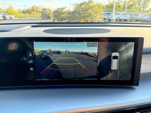 New 2026 Hyundai Ioniq 9 SEL image 18