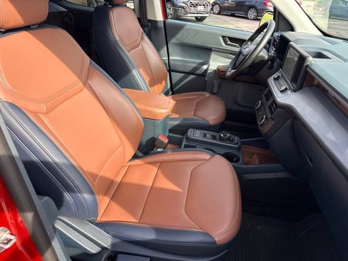 Used 2024 Ford Maverick Lariat FWD image 43