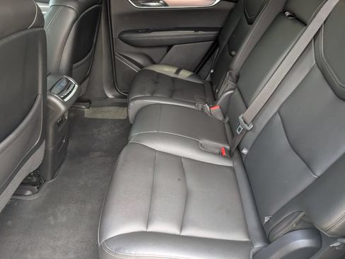 Used 2022 Cadillac XT6 Luxury FWD image 9