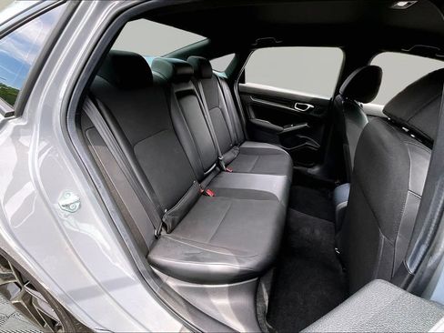 Certified 2025 Honda Civic Sport image 17