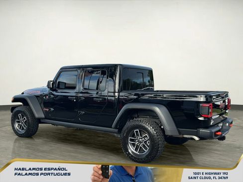 Used 2025 Jeep Gladiator Mojave w/ Safety Group image 4