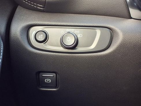 Used 2024 Chevrolet Blazer LT w/ Convenience Package image 17