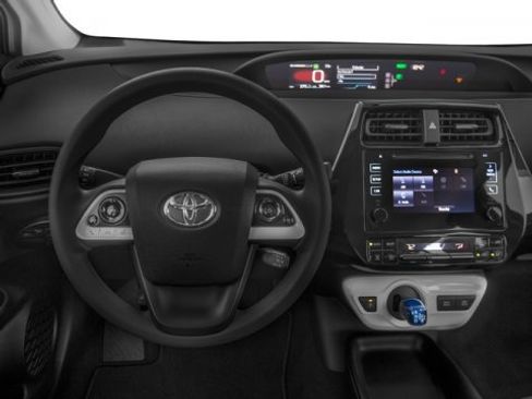 Used 2017 Toyota Prius Three image 7