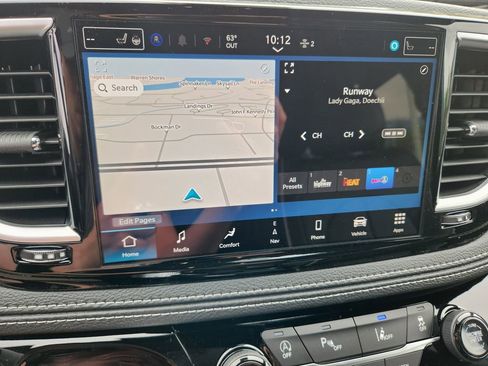 New 2026 Chrysler Pacifica Limited AWD/4WD image 20