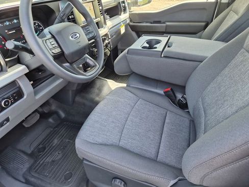 New 2026 Ford F250 XL w/ XL Chrome Package RWD image 11