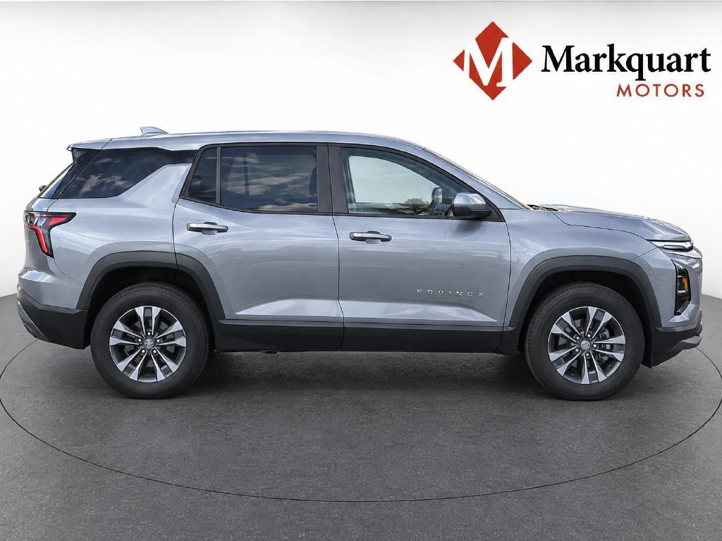 Certified 2026 Chevrolet Equinox LT AWD/4WD image 9