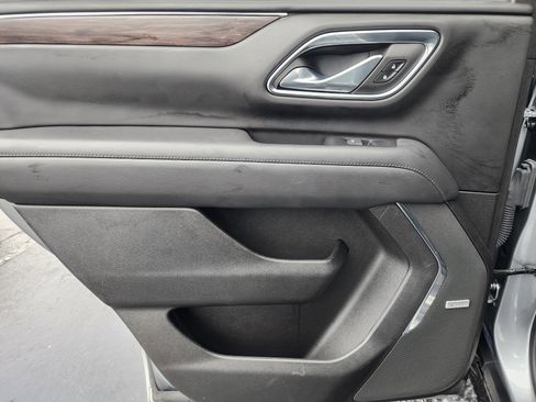 Used 2023 Chevrolet Tahoe Z71 w/ Off-Road Capability Package image 16