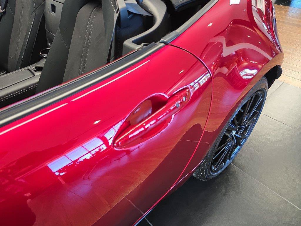 New 2026 MAZDA MX-5 Miata Club w/ Interior Package RWD image 10