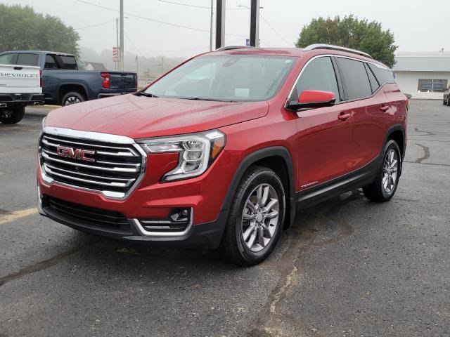 Used 2023 GMC Terrain SLT w/ Infotainment Package II AWD/4WD image 4