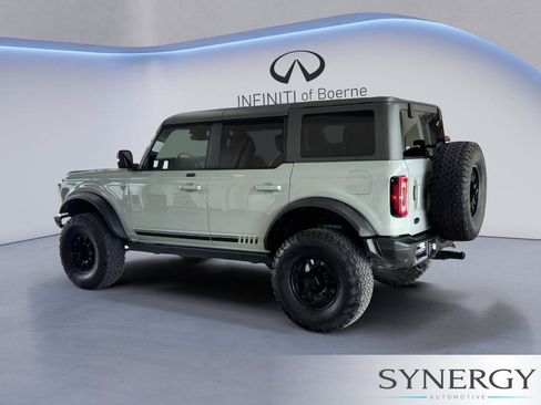 Used 2021 Ford Bronco First Edition AWD/4WD image 8