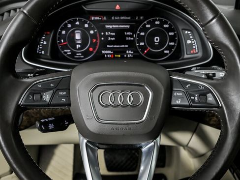 Used 2018 Audi Q7 3.0T Premium Plus w/ Premium Plus Package image 26