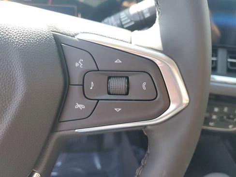 New 2026 Chevrolet Trax ACTIV FWD image 30