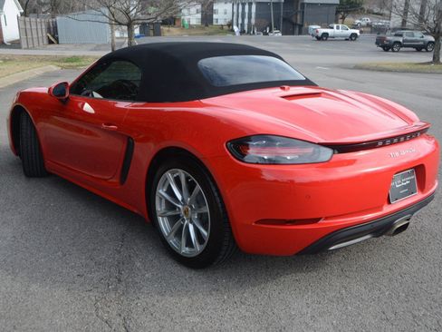 Used 2020 Porsche 718 Boxster image 21