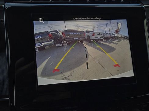 New 2025 Jeep Grand Cherokee Altitude image 18