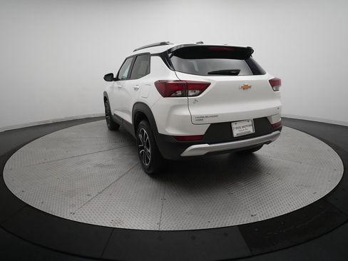 Used 2025 Chevrolet TrailBlazer LT image 33