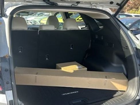 New 2024 Hyundai Tucson SEL w/ Convenience Package image 10