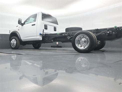 New 2026 RAM 5500 Tradesman w/ Chrome Appearance Group image 42