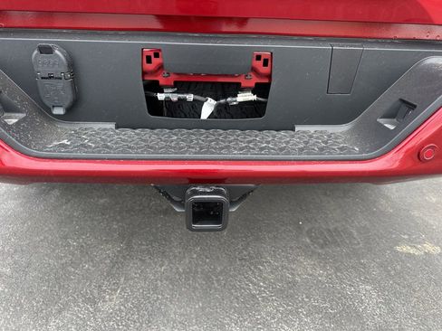 New 2026 Chevrolet Colorado LT image 12