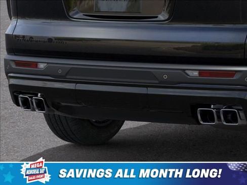 New 2026 Chevrolet Traverse LT w/ Midnight/Sport Edition AWD/4WD image 14