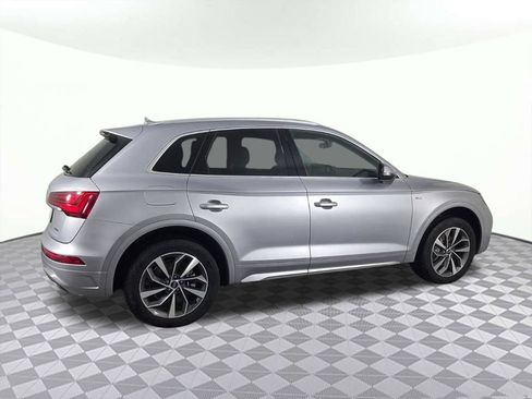 Used 2023 Audi Q5 2.0T Premium w/ Convenience Package AWD/4WD image 5