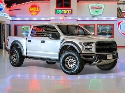 Used 2019 Ford F150 Raptor w/ Equipment Group 801A Mid