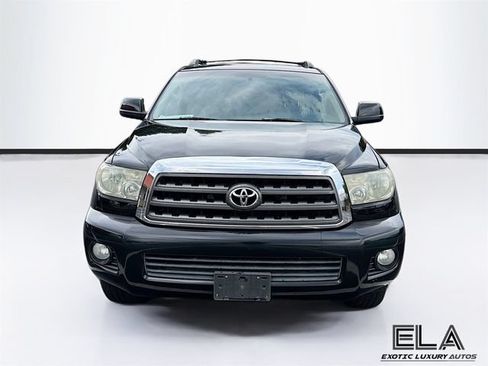 Used 2008 Toyota Sequoia SR5 w/ Moonroof & Roof Rack Pkg RWD image 3