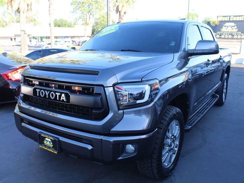 Used 2014 Toyota Tundra Platinum AWD/4WD image 4