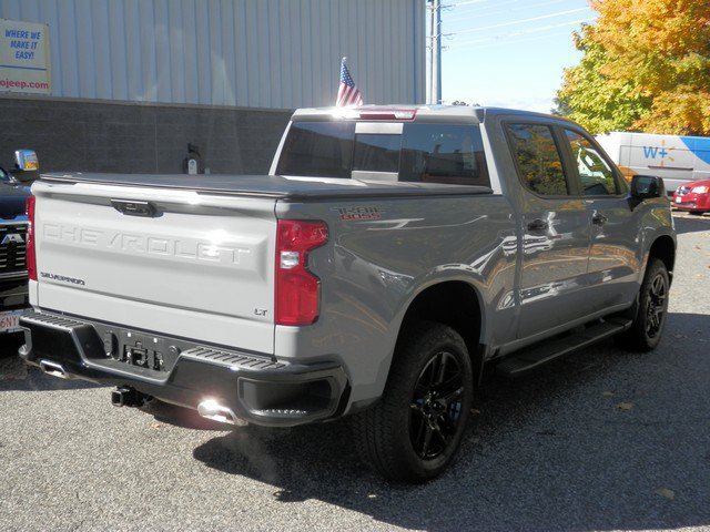 Used 2024 Chevrolet Silverado 1500 LT Trail Boss w/ Convenience Package II AWD/4WD image 8
