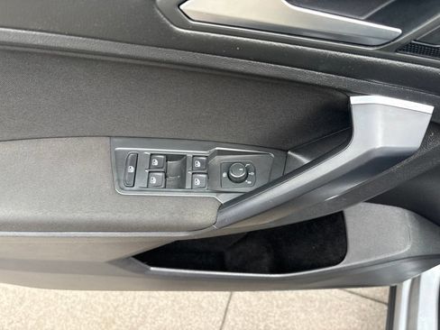 Used 2021 Volkswagen Tiguan S AWD/4WD image 13