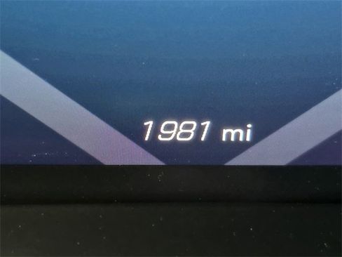 Certified 2024 Chevrolet Corvette Stingray Preferred Cpe w/ 2LT image 33