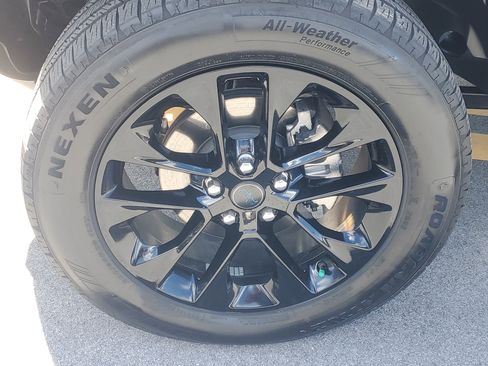 Used 2024 Jeep Wrangler Sahara w/ Safety Group image 4