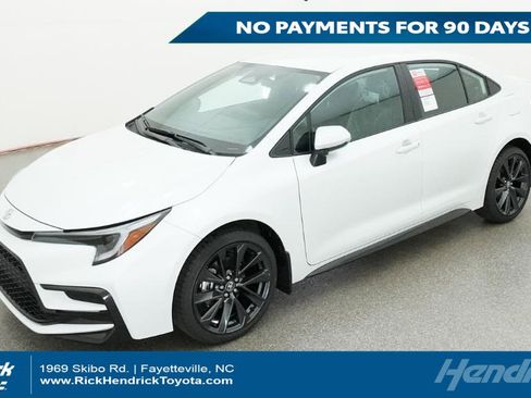 Used 2026 Toyota Corolla SE FWD image 1