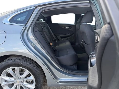 Used 2023 Chevrolet Malibu LT image 31