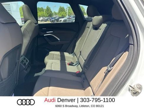 Used 2025 Audi Q5 Premium Plus w/ Premium Plus AWD/4WD image 13