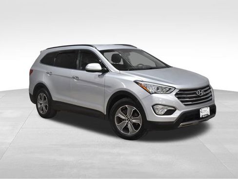 Used 2013 Hyundai Santa Fe GLS w/ Popular Equipment Pkg image 4