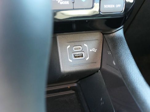 Used 2025 Jeep Compass Latitude w/ Sun & Sound Group image 18