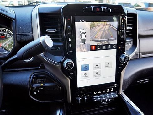 Certified 2022 RAM 3500 Laramie image 30